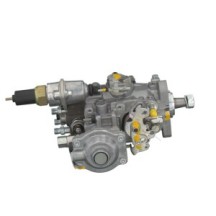 CLAAS 0016028400 POMPA WTRYSKOWA do ciągnika