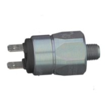 CLAAS 0000689070 WŁĄCZNIK CIŚNIENIOWY