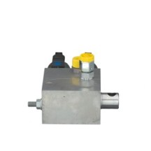 CLAAS 0000395861 ZYLINDER MIT VENTIL